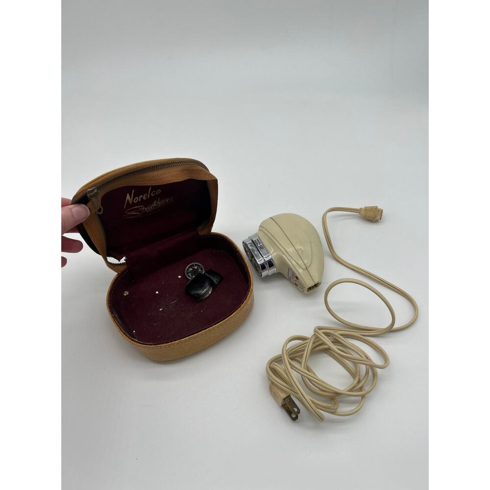 Vintage Norelco Speedshaver Electric Razor w/ Zipper Case Cord Holland AS IS